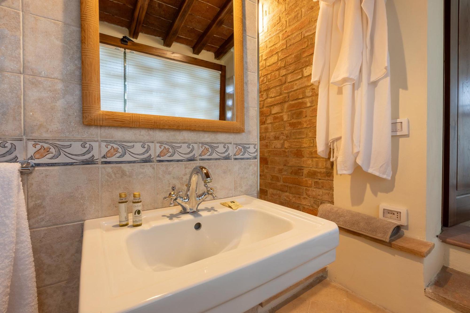 Asso Di Picche Apartment Siena Exterior photo